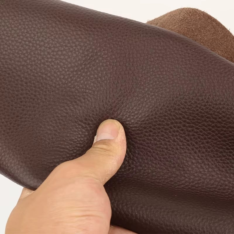 Piele Ecologica Autoadeziva Maro 75x250 cm, Imitatie Piele Naturala, Rezistenta la Apa si Uzura, Usor de Aplicat, pentru Canapea, Scaune, Haine si Reparatii